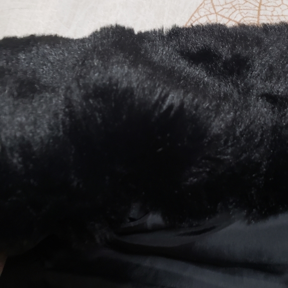 Brand new with tag GUESS vest. Small - Picture 3 of 3